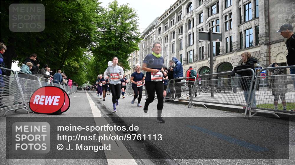 14.06.2026 - REWE Women's Run J. Mangold http://msf.ph/oto/9761113 14.06.2026 11:05:34 Ziel 5072, 5149, 5221, 5378, 5517, 5580, 5710, 5881, 5903, 5923, 5962 meine-sportfotos.de
