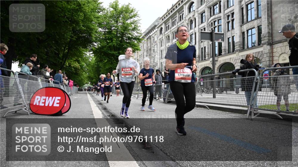 14.06.2026 - REWE Women's Run J. Mangold http://msf.ph/oto/9761118 14.06.2026 11:05:34 Ziel 5072, 5149, 5221, 5378, 5517, 5580, 5710, 5881, 5903, 5923, 5962 meine-sportfotos.de