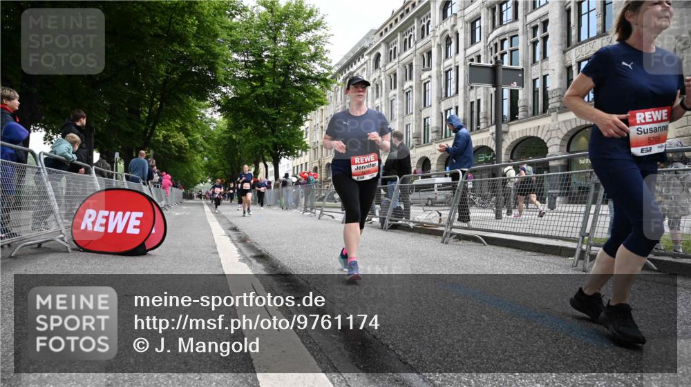 14.06.2026 - REWE Women's Run J. Mangold http://msf.ph/oto/9761174 14.06.2026 11:05:41 Ziel 5227, 5378, 5580, 5699, 5705, 5805, 5903, 6026 meine-sportfotos.de