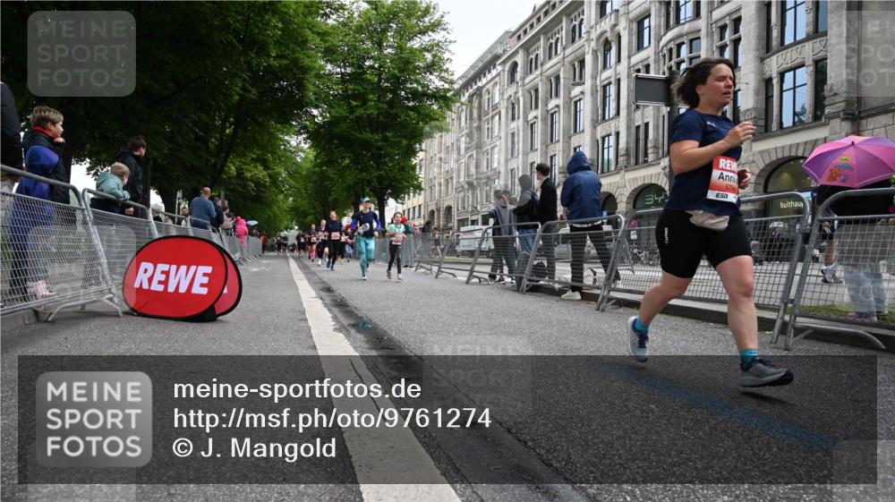 14.06.2026 - REWE Women's Run J. Mangold http://msf.ph/oto/9761274 14.06.2026 11:05:54 Ziel 5130, 5727, 5794, 5799, 5844, 5960 meine-sportfotos.de