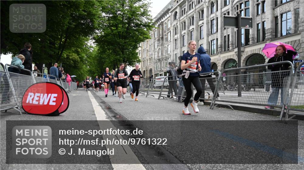 14.06.2026 - REWE Women's Run J. Mangold http://msf.ph/oto/9761322 14.06.2026 11:05:59 Ziel 5075, 5076, 5134, 5382, 5541, 5799, 5829, 5844, 5960 meine-sportfotos.de