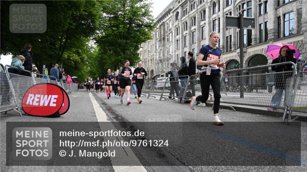 14.06.2026 - REWE Women's Run J. Mangold http://msf.ph/oto/9761324 14.06.2026 11:05:59 Ziel 5075, 5076, 5134, 5382, 5541, 5799, 5829, 5844, 5960 meine-sportfotos.de