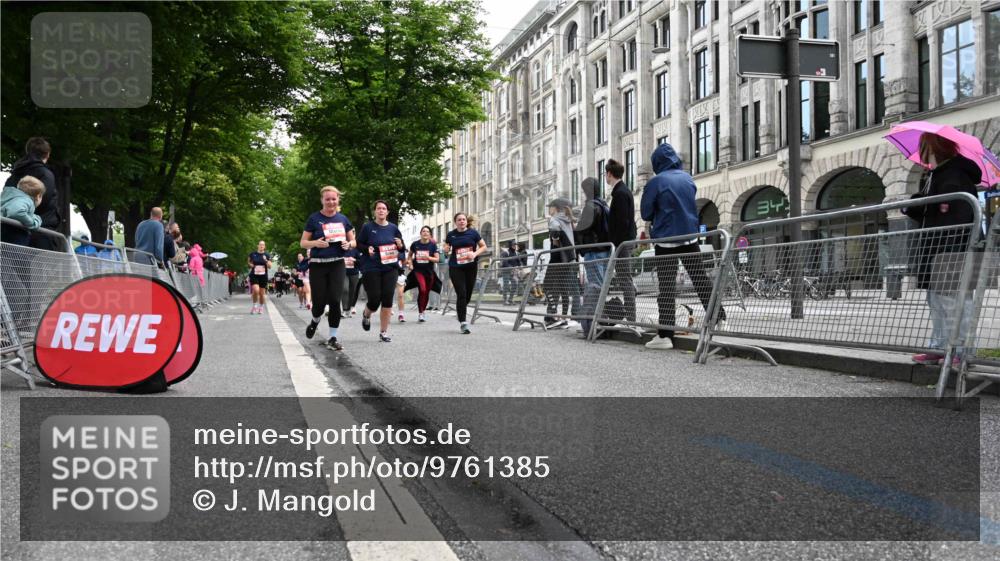 14.06.2026 - REWE Women's Run J. Mangold http://msf.ph/oto/9761385 14.06.2026 11:06:05 Ziel 5071, 5075, 5076, 5134, 5222, 5283, 5382, 5441, 5480, 5491, 5501, 5541, 5574, 5829, 6024, 6067 meine-sportfotos.de