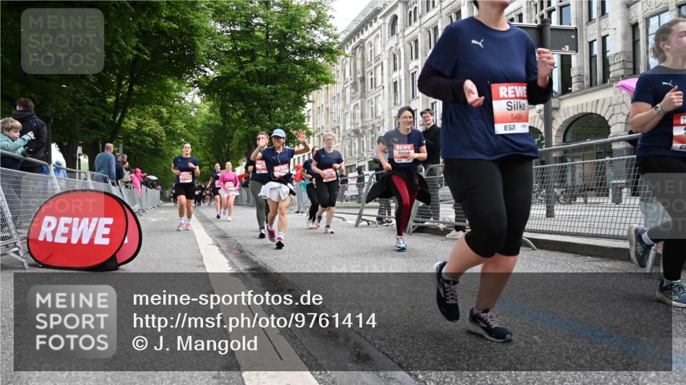 14.06.2026 - REWE Women's Run J. Mangold http://msf.ph/oto/9761414 14.06.2026 11:06:08 Ziel 5071, 5084, 5222, 5283, 5441, 5480, 5491, 5501, 5574, 5605, 5829, 6024, 6067 meine-sportfotos.de