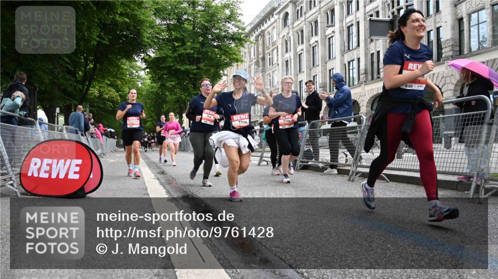 14.06.2026 - REWE Women's Run J. Mangold http://msf.ph/oto/9761428 14.06.2026 11:06:09 Ziel 5071, 5084, 5222, 5283, 5441, 5480, 5491, 5501, 5574, 5605, 6024, 6067 meine-sportfotos.de