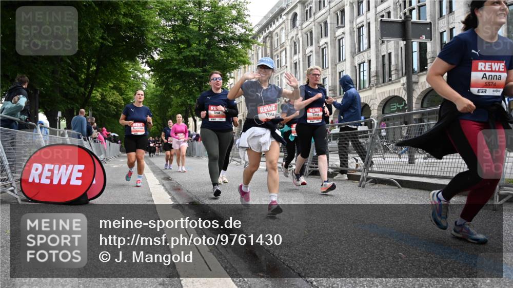 14.06.2026 - REWE Women's Run J. Mangold http://msf.ph/oto/9761430 14.06.2026 11:06:09 Ziel 5071, 5084, 5222, 5283, 5441, 5480, 5491, 5501, 5574, 5605, 6024, 6067 meine-sportfotos.de