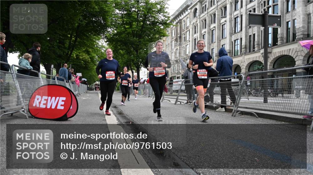 14.06.2026 - REWE Women's Run J. Mangold http://msf.ph/oto/9761503 14.06.2026 11:06:21 Ziel 5288, 5347, 5395, 5436, 5535, 5722, 5723, 5775, 5956, 5958 meine-sportfotos.de