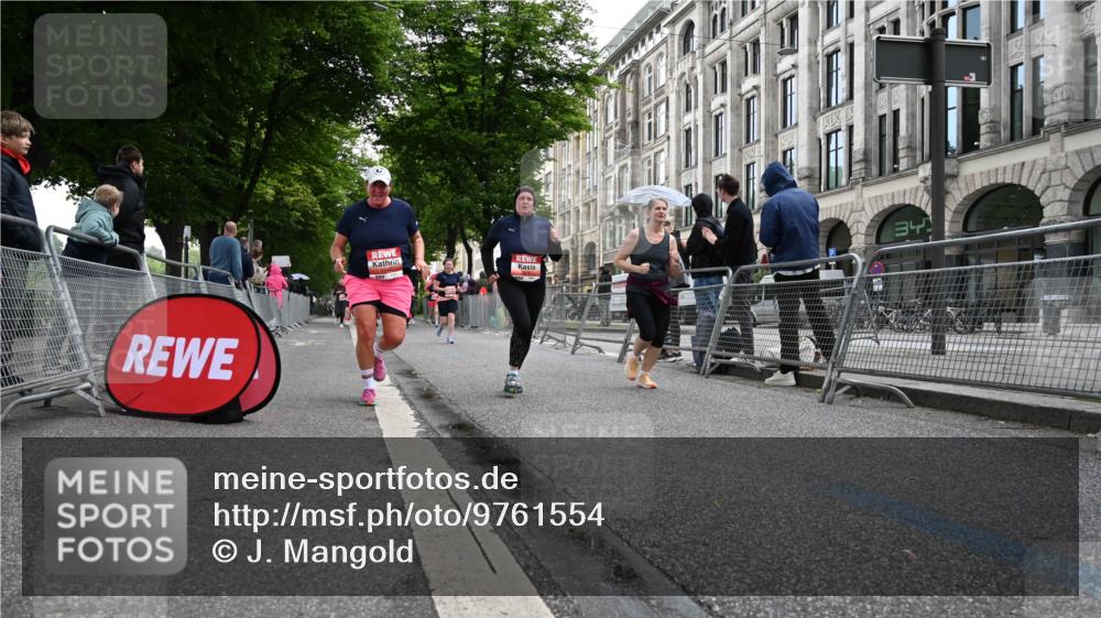 14.06.2026 - REWE Women's Run J. Mangold http://msf.ph/oto/9761554 14.06.2026 11:06:27 Ziel 5347, 5395, 5534, 5535, 5627, 5722, 5723, 5816, 5856 meine-sportfotos.de