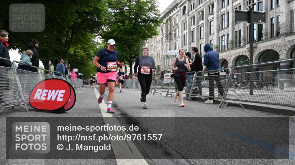 14.06.2026 - REWE Women's Run J. Mangold http://msf.ph/oto/9761557 14.06.2026 11:06:27 Ziel 5347, 5395, 5534, 5535, 5627, 5722, 5723, 5816, 5856 meine-sportfotos.de