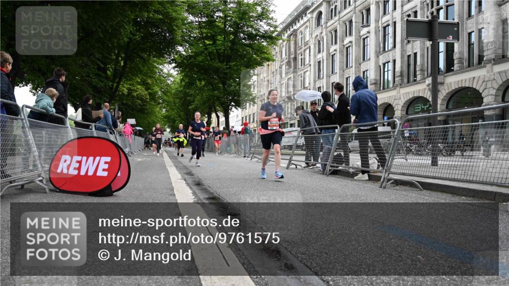 14.06.2026 - REWE Women's Run J. Mangold http://msf.ph/oto/9761575 14.06.2026 11:06:30 Ziel 5347, 5510, 5534, 5542, 5627, 5723, 5816, 5856 meine-sportfotos.de