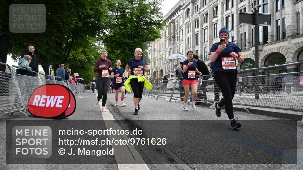 14.06.2026 - REWE Women's Run J. Mangold http://msf.ph/oto/9761626 14.06.2026 11:06:36 Ziel 5104, 5510, 5534, 5542, 5676, 5677, 5734, 5735, 5977 meine-sportfotos.de