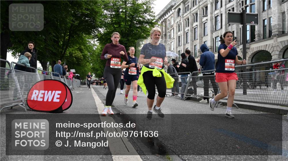 14.06.2026 - REWE Women's Run J. Mangold http://msf.ph/oto/9761636 14.06.2026 11:06:37 Ziel 5104, 5510, 5534, 5542, 5676, 5677, 5734, 5735, 5977, 6012 meine-sportfotos.de
