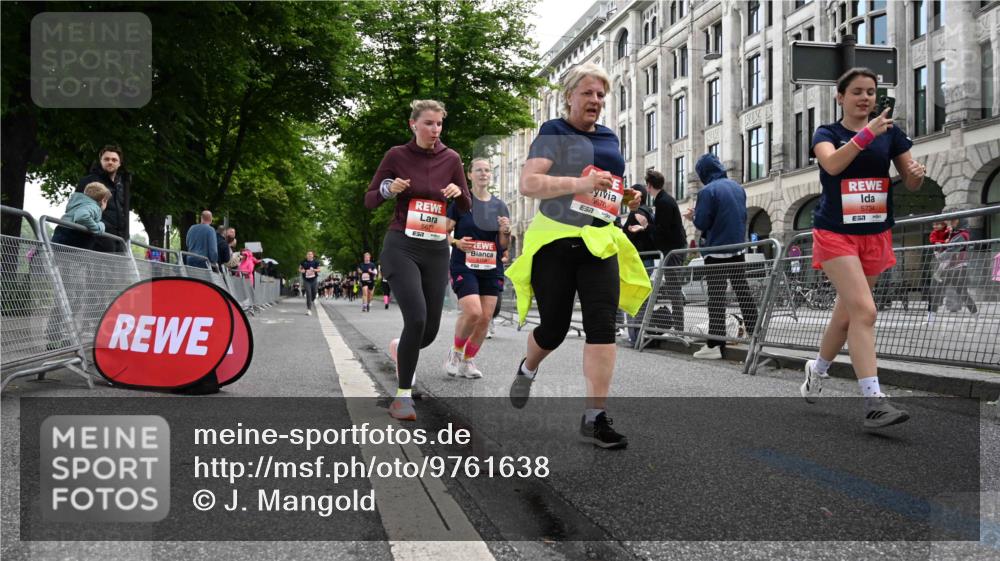 14.06.2026 - REWE Women's Run J. Mangold http://msf.ph/oto/9761638 14.06.2026 11:06:37 Ziel 5104, 5510, 5534, 5542, 5676, 5677, 5734, 5735, 5977, 6012 meine-sportfotos.de