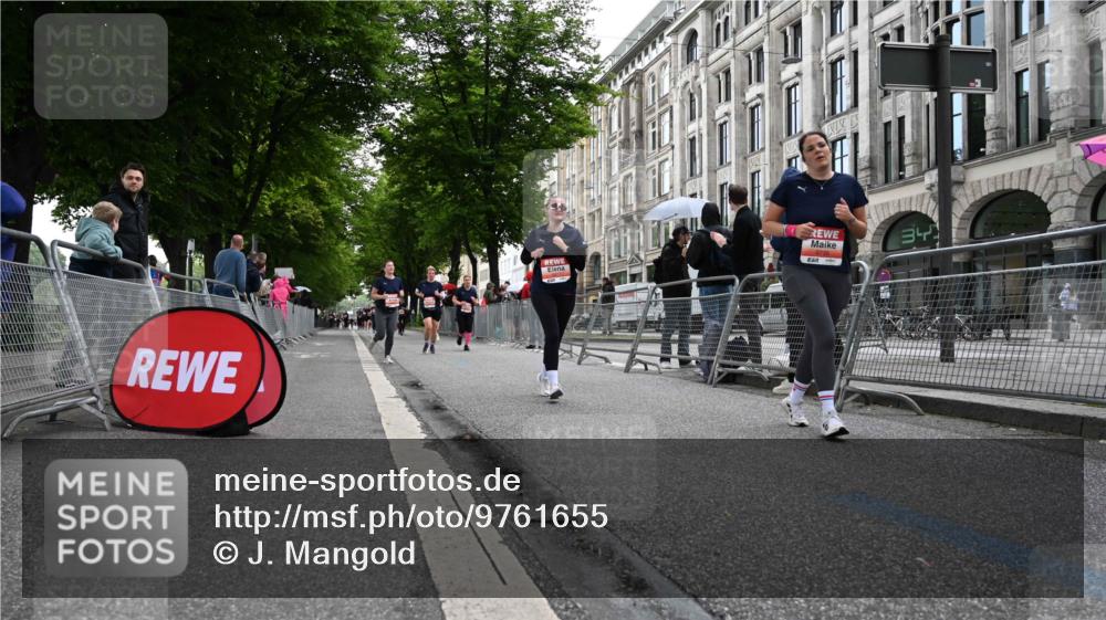 14.06.2026 - REWE Women's Run J. Mangold http://msf.ph/oto/9761655 14.06.2026 11:06:40 Ziel 5104, 5268, 5437, 5510, 5676, 5677, 5734, 5735, 5977, 6012 meine-sportfotos.de