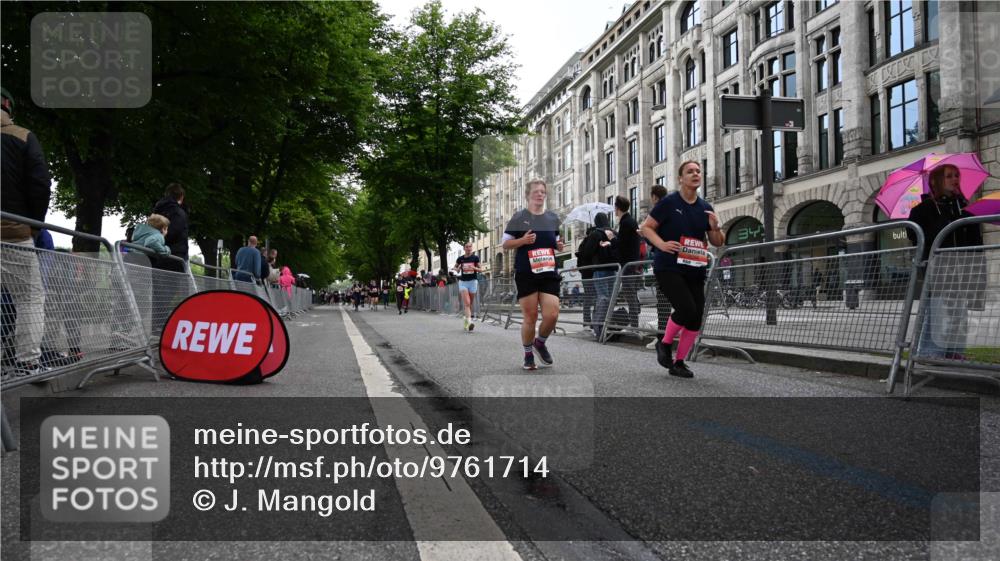 14.06.2026 - REWE Women's Run J. Mangold http://msf.ph/oto/9761714 14.06.2026 11:06:45 Ziel 5268, 5437, 5735, 5977, 6012, 6041 meine-sportfotos.de