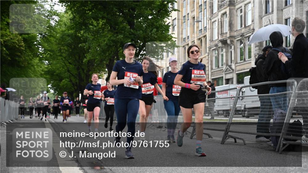 14.06.2026 - REWE Women's Run J. Mangold http://msf.ph/oto/9761755 14.06.2026 11:06:55 Ziel 5103, 5229, 5368, 5369, 5483, 5484, 5630, 6065 meine-sportfotos.de