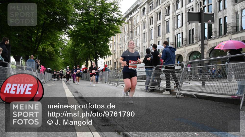 14.06.2026 - REWE Women's Run J. Mangold http://msf.ph/oto/9761790 14.06.2026 11:06:59 Ziel 5190, 5368, 5369, 5483, 5484, 5630, 5895, 6065 meine-sportfotos.de