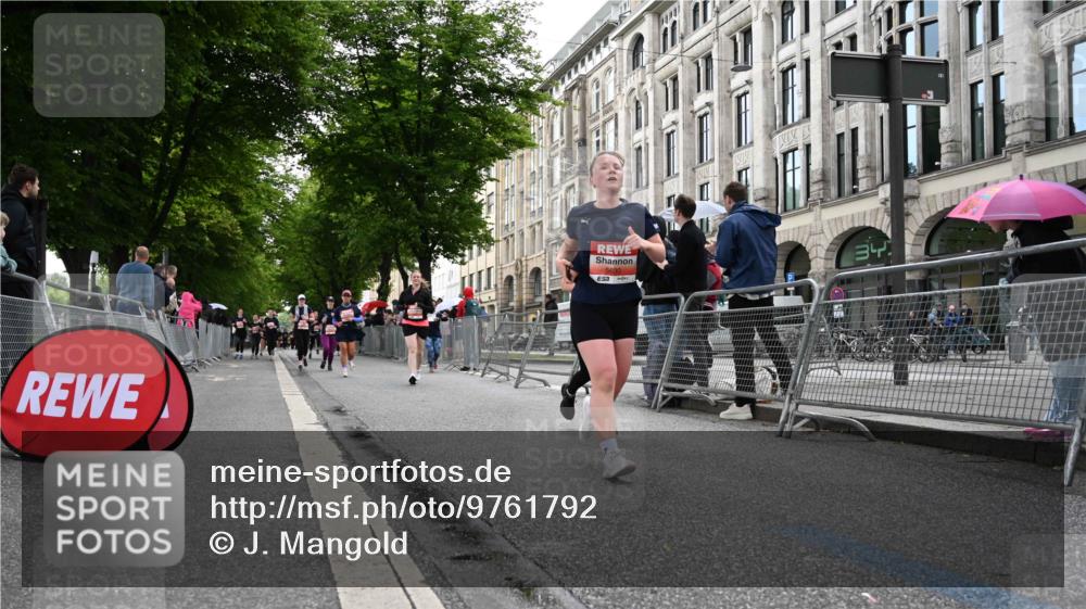 14.06.2026 - REWE Women's Run J. Mangold http://msf.ph/oto/9761792 14.06.2026 11:06:59 Ziel 5190, 5368, 5369, 5483, 5484, 5630, 5895, 6065 meine-sportfotos.de