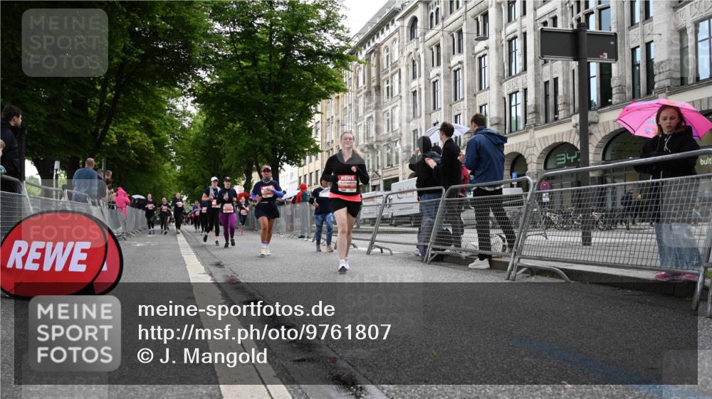 14.06.2026 - REWE Women's Run J. Mangold http://msf.ph/oto/9761807 14.06.2026 11:07:02 Ziel 5190, 5319, 5369, 5476, 5630, 5728, 5808, 5895, 6065 meine-sportfotos.de