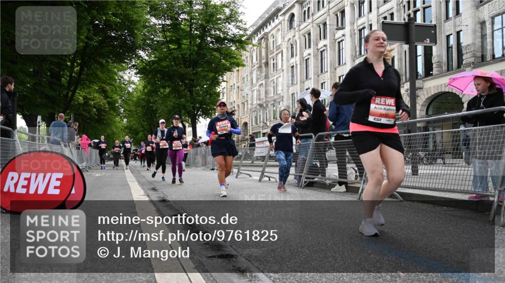 14.06.2026 - REWE Women's Run J. Mangold http://msf.ph/oto/9761825 14.06.2026 11:07:04 Ziel 5190, 5319, 5476, 5630, 5728, 5808, 5895, 6065 meine-sportfotos.de