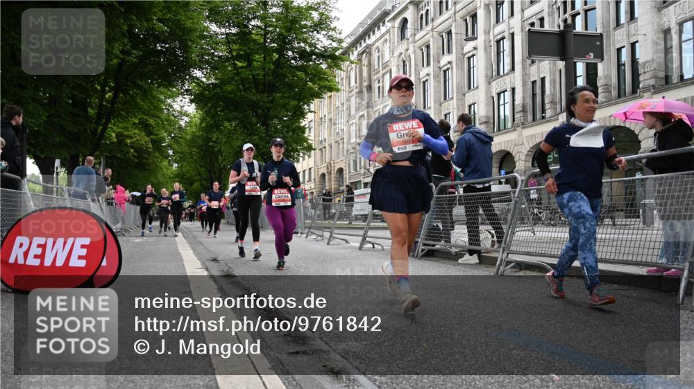 14.06.2026 - REWE Women's Run J. Mangold http://msf.ph/oto/9761842 14.06.2026 11:07:05 Ziel 5118, 5119, 5190, 5319, 5412, 5476, 5728, 5808, 5895, 6065 meine-sportfotos.de