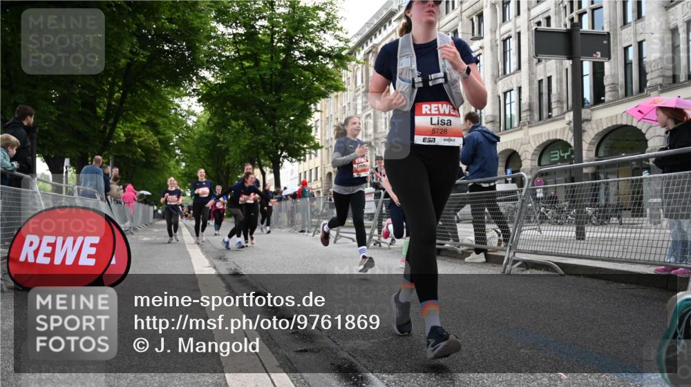 14.06.2026 - REWE Women's Run J. Mangold http://msf.ph/oto/9761869 14.06.2026 11:07:07 Ziel 5116, 5118, 5119, 5190, 5319, 5412, 5476, 5728, 5803, 5808, 5895 meine-sportfotos.de