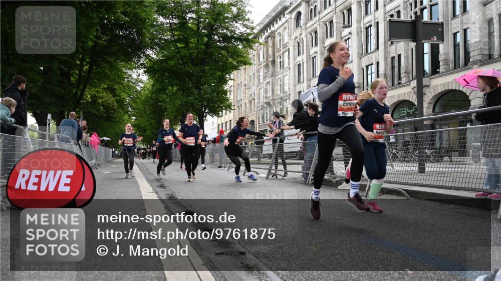 14.06.2026 - REWE Women's Run J. Mangold http://msf.ph/oto/9761875 14.06.2026 11:07:08 Ziel 5116, 5118, 5119, 5281, 5319, 5412, 5476, 5502, 5728, 5803, 5808, 5895 meine-sportfotos.de