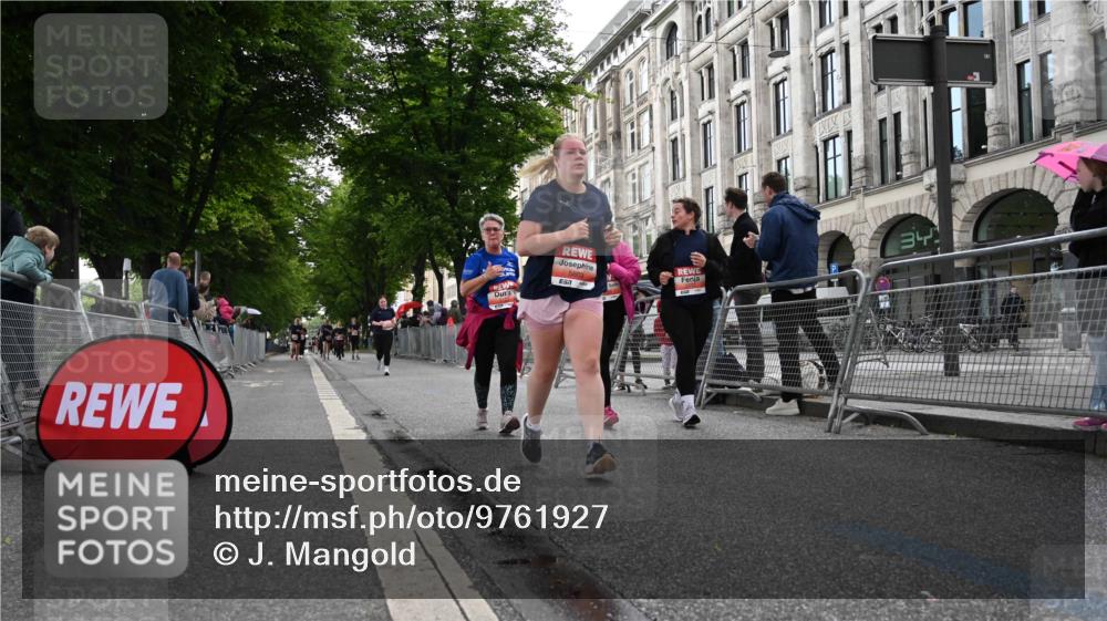 14.06.2026 - REWE Women's Run J. Mangold http://msf.ph/oto/9761927 14.06.2026 11:07:13 Ziel 5116, 5118, 5119, 5122, 5168, 5281, 5412, 5502, 5803 meine-sportfotos.de
