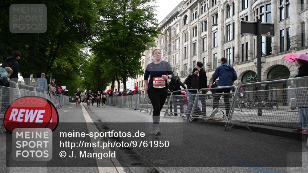 14.06.2026 - REWE Women's Run J. Mangold http://msf.ph/oto/9761950 14.06.2026 11:07:18 Ziel 5122, 5168, 5281, 5384, 5385, 5502 meine-sportfotos.de
