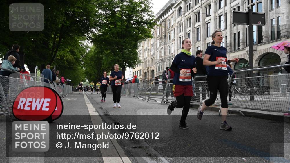14.06.2026 - REWE Women's Run J. Mangold http://msf.ph/oto/9762012 14.06.2026 11:07:27 Ziel 5114, 5327, 5384, 5385, 5752, 5908, 5909 meine-sportfotos.de