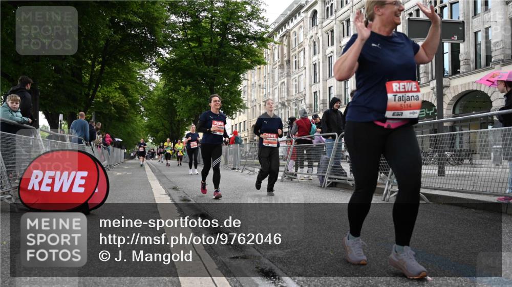 14.06.2026 - REWE Women's Run J. Mangold http://msf.ph/oto/9762046 14.06.2026 11:07:30 Ziel 5114, 5327, 5423, 5752, 5908, 5909 meine-sportfotos.de