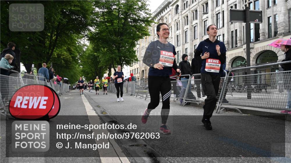 14.06.2026 - REWE Women's Run J. Mangold http://msf.ph/oto/9762063 14.06.2026 11:07:31 Ziel 5114, 5327, 5423, 5752, 5908, 5909 meine-sportfotos.de