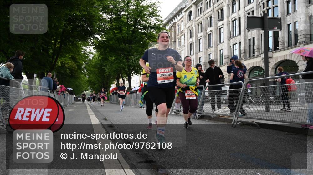 14.06.2026 - REWE Women's Run J. Mangold http://msf.ph/oto/9762108 14.06.2026 11:07:38 Ziel 5065, 5313, 5397, 5423, 5664 meine-sportfotos.de