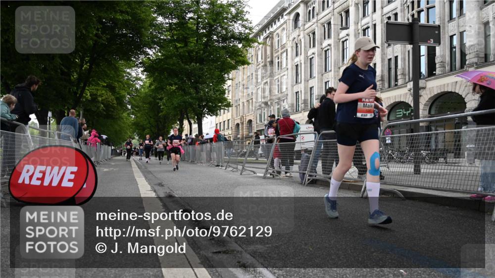 14.06.2026 - REWE Women's Run J. Mangold http://msf.ph/oto/9762129 14.06.2026 11:07:42 Ziel 5065, 5128, 5129, 5131, 5313, 5397, 5478, 5664 meine-sportfotos.de