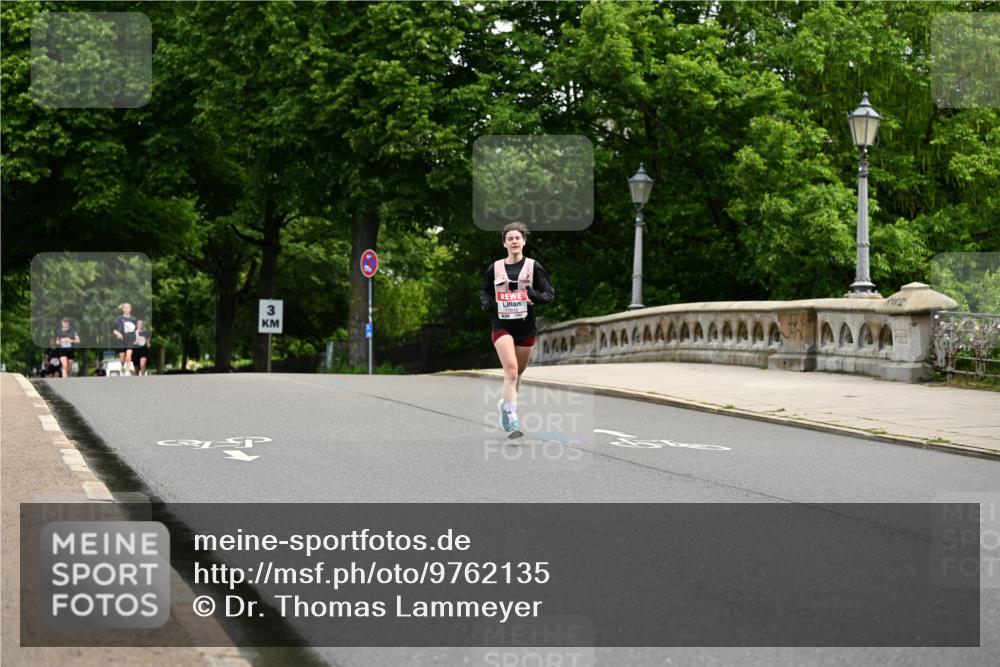 14.06.2026 - REWE Women's Run Dr. Thomas Lammeyer http://msf.ph/oto/9762135 14.06.2026 09:35:03 Laufen 3 meine-sportfotos.de