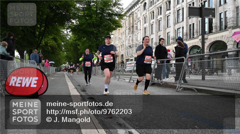 14.06.2026 - REWE Women's Run J. Mangold http://msf.ph/oto/9762203 14.06.2026 11:07:58 Ziel 5016, 5018, 5019, 5201, 5253, 5411, 5597, 5807 meine-sportfotos.de