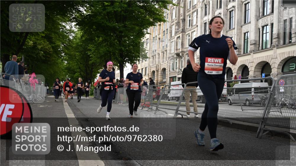 14.06.2026 - REWE Women's Run J. Mangold http://msf.ph/oto/9762380 14.06.2026 11:08:35 Ziel 5073, 5271, 5338, 5947, 6039 meine-sportfotos.de