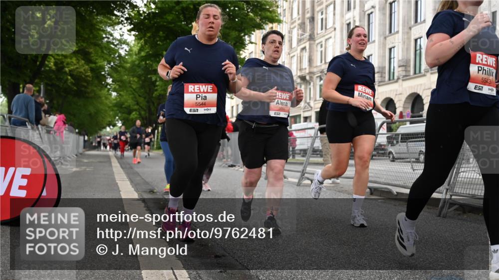 14.06.2026 - REWE Women's Run J. Mangold http://msf.ph/oto/9762481 14.06.2026 11:08:48 Ziel 5037, 5099, 5543, 5544, 5600, 5732, 5825, 5841, 5859, 5925 meine-sportfotos.de