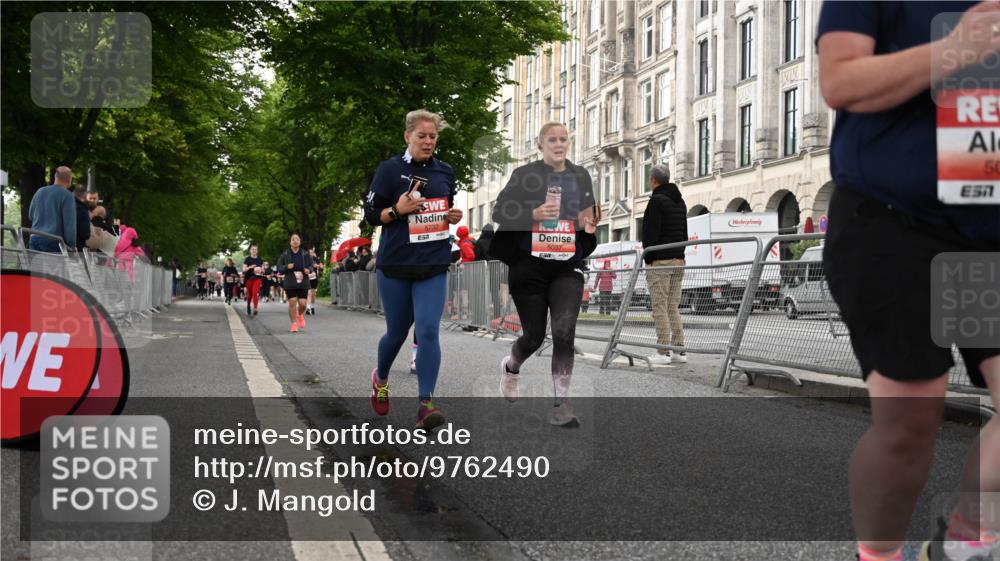 14.06.2026 - REWE Women's Run J. Mangold http://msf.ph/oto/9762490 14.06.2026 11:08:49 Ziel 5037, 5099, 5543, 5544, 5600, 5732, 5825, 5841, 5859, 5925 meine-sportfotos.de