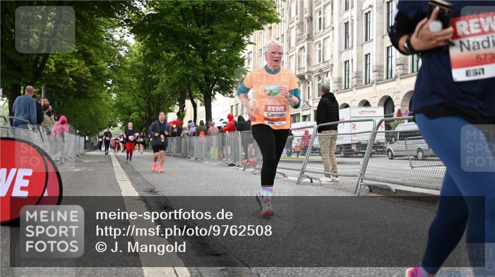 14.06.2026 - REWE Women's Run J. Mangold http://msf.ph/oto/9762508 14.06.2026 11:08:51 Ziel 5037, 5099, 5259, 5543, 5544, 5600, 5732, 5825, 5925 meine-sportfotos.de