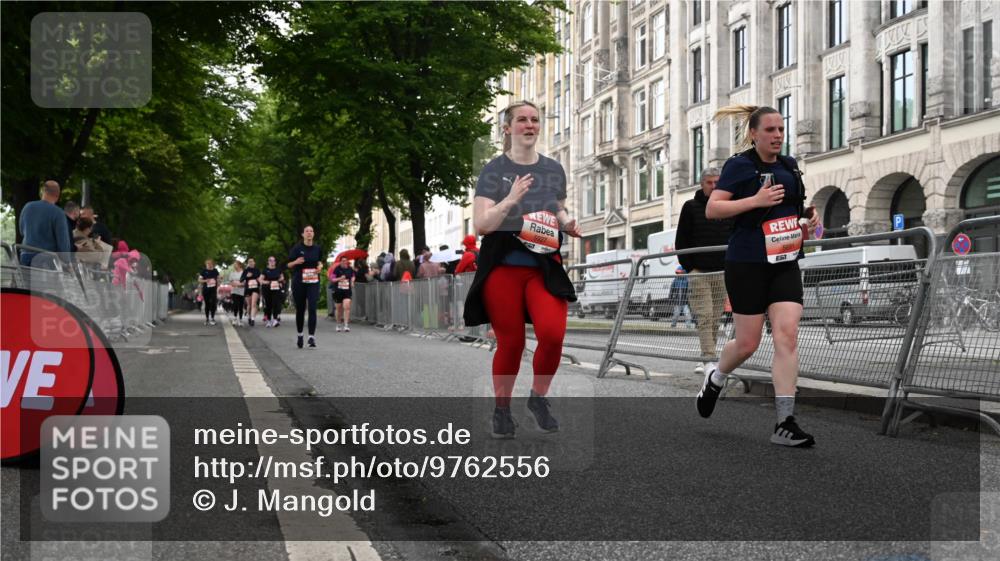 14.06.2026 - REWE Women's Run J. Mangold http://msf.ph/oto/9762556 14.06.2026 11:08:59 Ziel 5259, 5681, 5927, 5968 meine-sportfotos.de