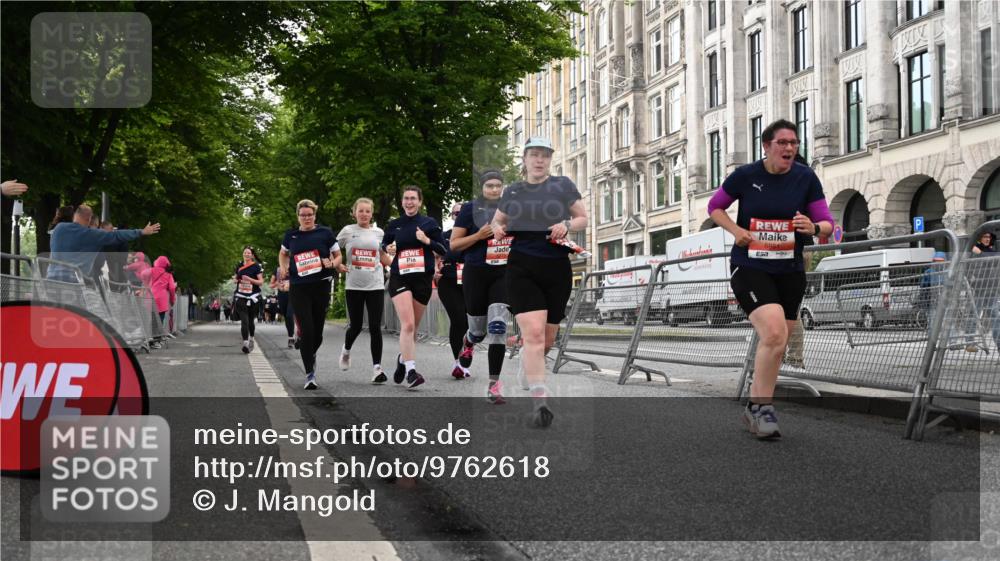 14.06.2026 - REWE Women's Run J. Mangold http://msf.ph/oto/9762618 14.06.2026 11:09:07 Ziel 5279, 5576, 5761, 5762, 5836, 5968, 5981, 5987 meine-sportfotos.de