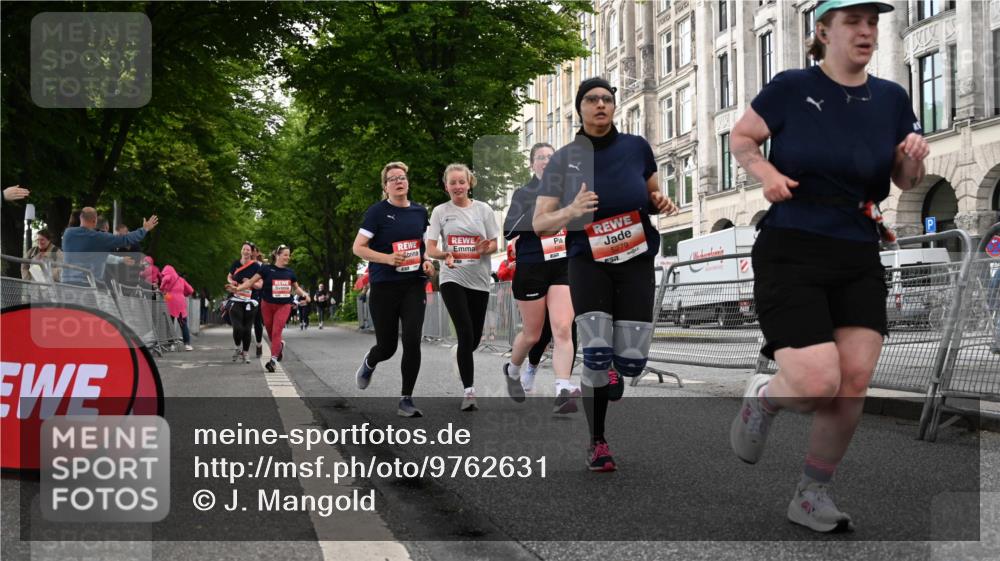 14.06.2026 - REWE Women's Run J. Mangold http://msf.ph/oto/9762631 14.06.2026 11:09:08 Ziel 5279, 5549, 5576, 5761, 5762, 5836, 5854, 5968, 5981, 5987 meine-sportfotos.de