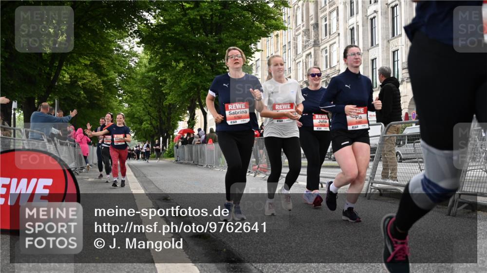 14.06.2026 - REWE Women's Run J. Mangold http://msf.ph/oto/9762641 14.06.2026 11:09:09 Ziel 5279, 5406, 5549, 5576, 5761, 5762, 5836, 5854, 5981, 5987 meine-sportfotos.de