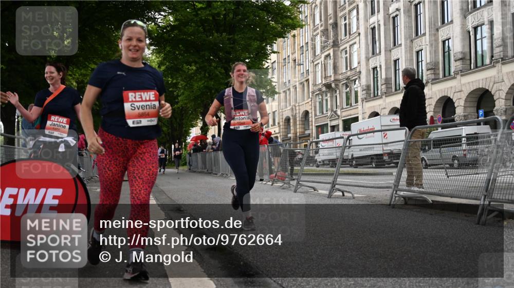 14.06.2026 - REWE Women's Run J. Mangold http://msf.ph/oto/9762664 14.06.2026 11:09:13 Ziel 5406, 5549, 5576, 5761, 5762, 5836, 5854, 5987 meine-sportfotos.de