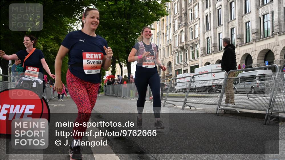 14.06.2026 - REWE Women's Run J. Mangold http://msf.ph/oto/9762666 14.06.2026 11:09:13 Ziel 5406, 5549, 5576, 5761, 5762, 5836, 5854, 5987 meine-sportfotos.de