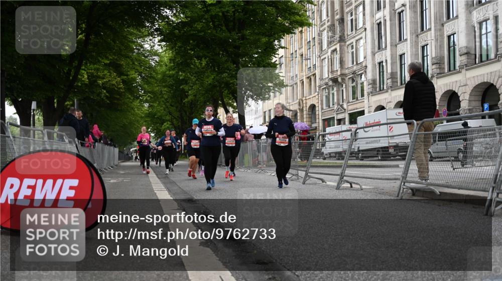 14.06.2026 - REWE Women's Run J. Mangold http://msf.ph/oto/9762733 14.06.2026 11:09:29 Ziel 5197, 5246, 5278, 5465, 5472, 5559, 5770, 5855, 5902, 5926 meine-sportfotos.de