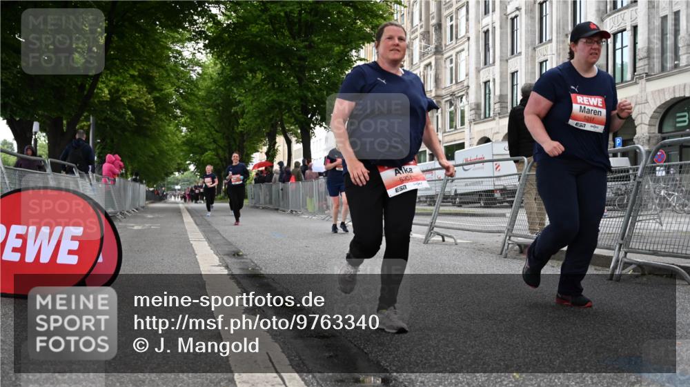 14.06.2026 - REWE Women's Run J. Mangold http://msf.ph/oto/9763340 14.06.2026 11:09:55 Ziel 5211, 5240, 5301, 5698, 5787, 5788, 5961 meine-sportfotos.de