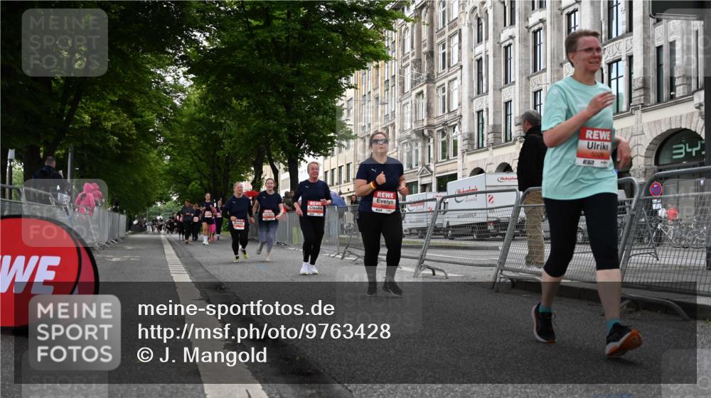 14.06.2026 - REWE Women's Run J. Mangold http://msf.ph/oto/9763428 14.06.2026 11:10:18 Ziel 5005, 5028, 5236, 5724, 5830, 5831 meine-sportfotos.de