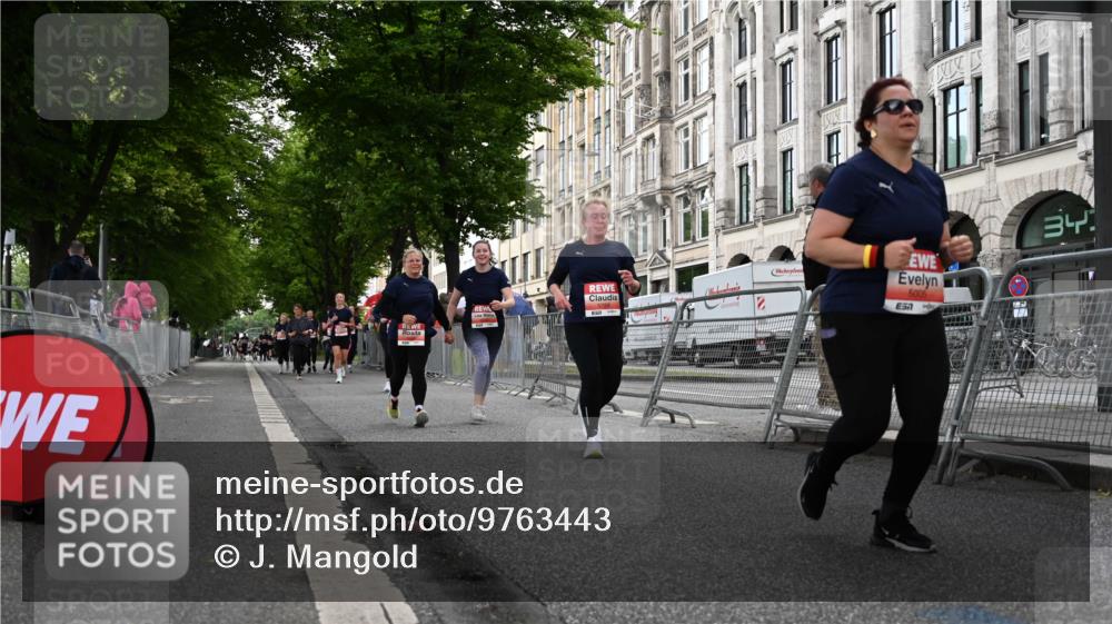 14.06.2026 - REWE Women's Run J. Mangold http://msf.ph/oto/9763443 14.06.2026 11:10:19 Ziel 5005, 5028, 5724, 5830, 5831 meine-sportfotos.de